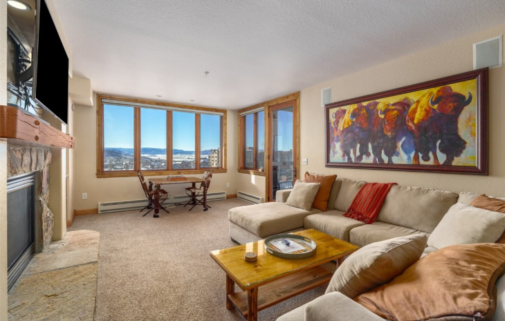 1875 Ski Time Square Drive Photo