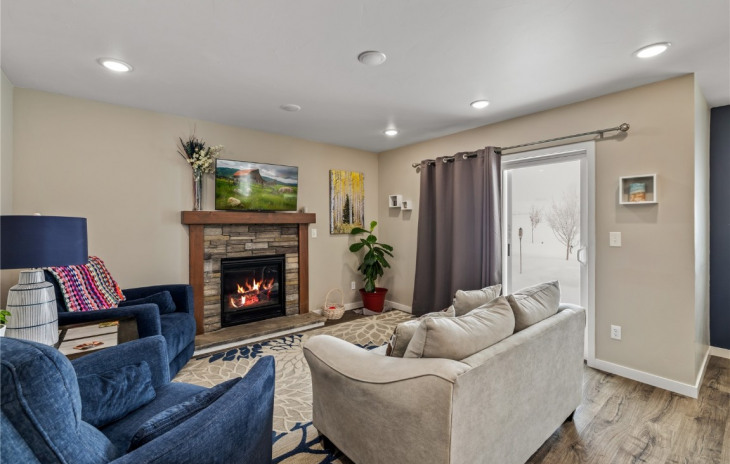 891 Dry Creek South Road Photo
