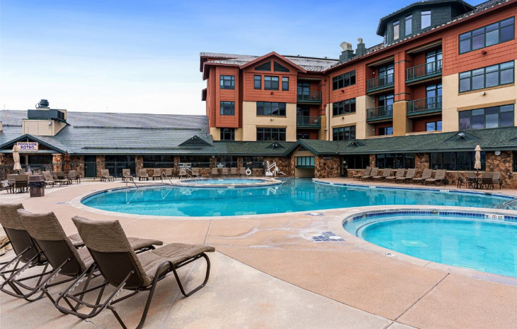2300 Mount Werner Circle Photo