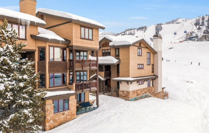 2053 Ski Time Square Drive Photo