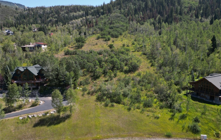 2245 Bear Drive Photo