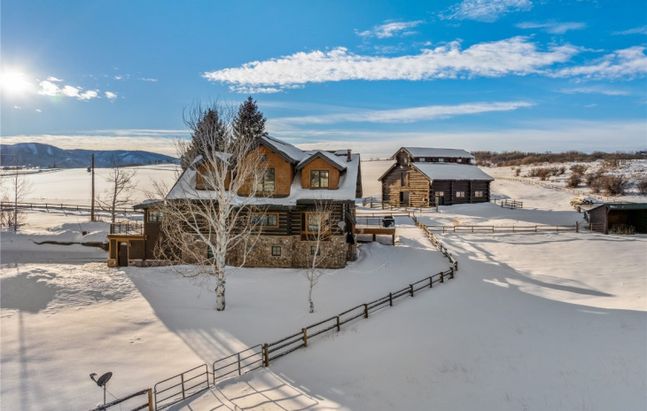 30295 Highway 131 Photo
