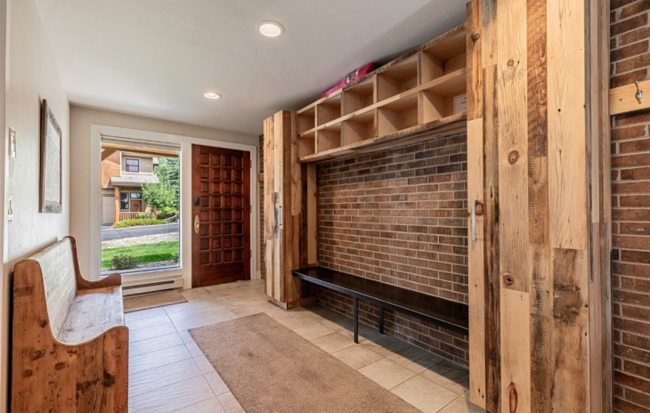 1465 Moraine Circle Photo