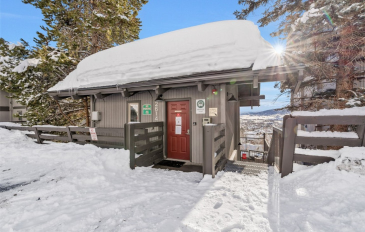 2590 Longthong Road Photo
