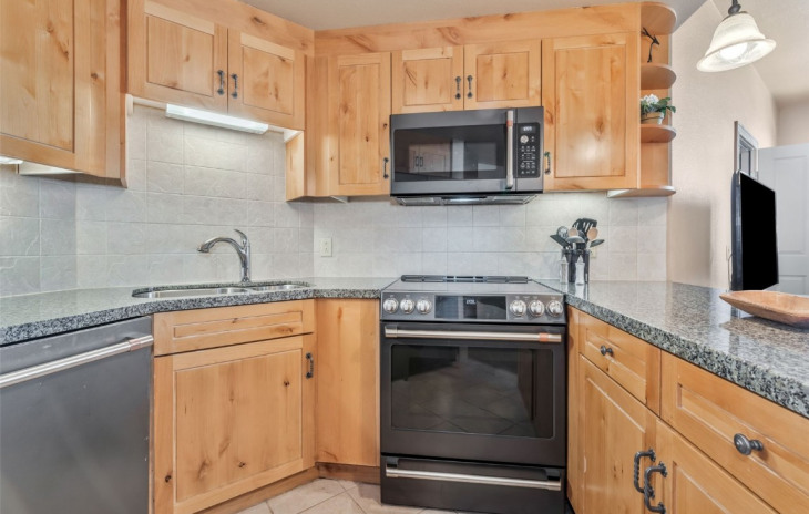 2300 Mount Werner Circle Photo