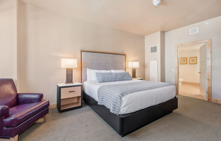2300 Mount Werner Circle Photo