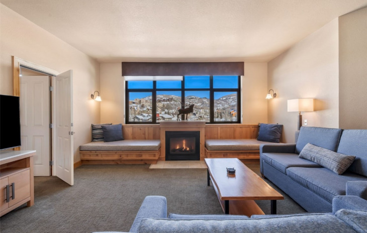 2300 Mount Werner Circle Photo