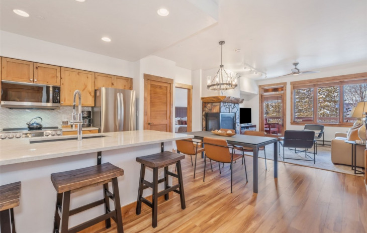 2920 Village Drive Photo