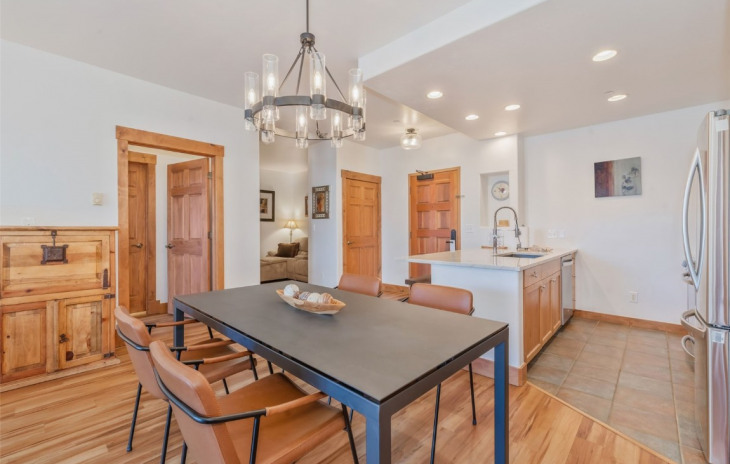 2920 Village Drive Photo