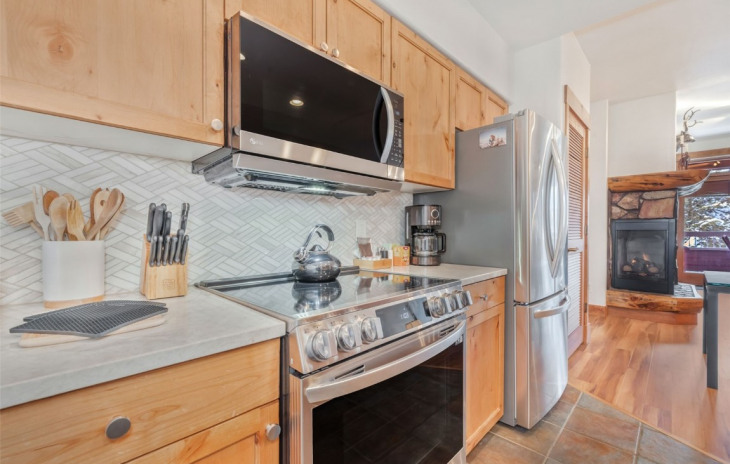2920 Village Drive Photo