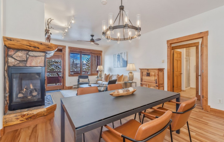 2920 Village Drive Photo