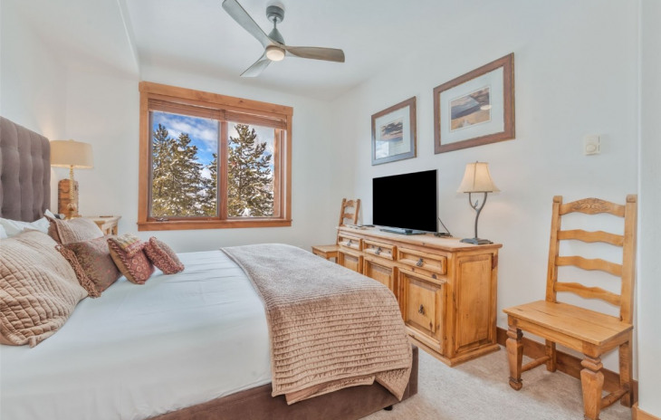 2920 Village Drive Photo