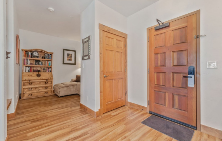 2920 Village Drive Photo