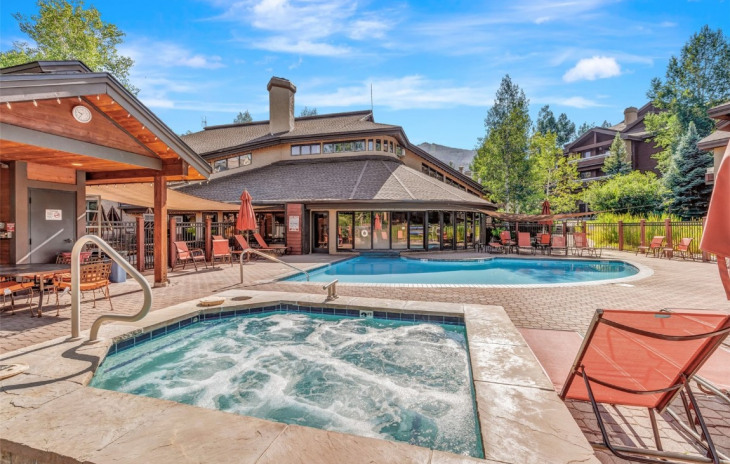 2920 Village Drive Photo