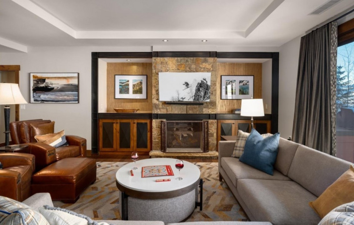 2250 Apres Ski Way Photo