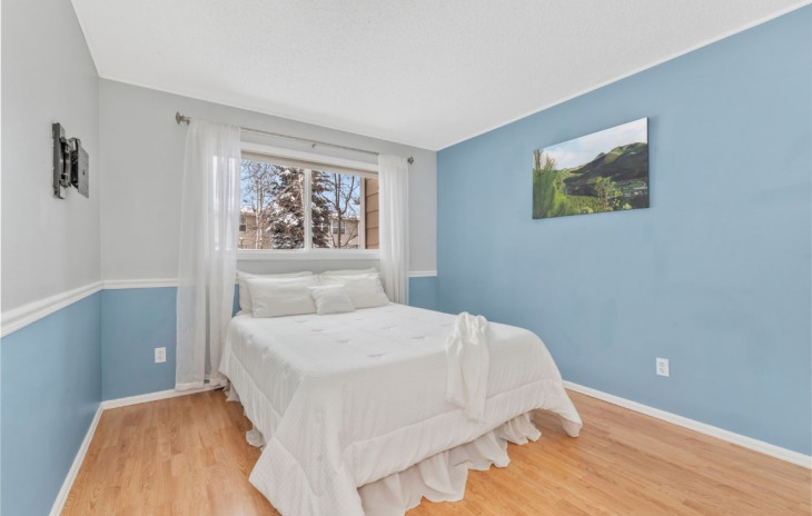 1320 Athens Plaza Photo