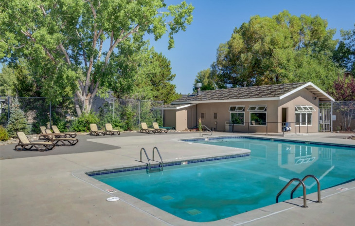 1320 Athens Plaza Photo