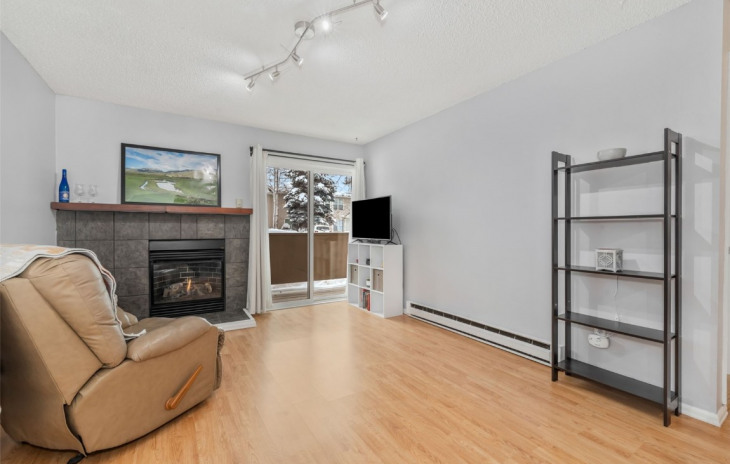 1320 Athens Plaza Photo