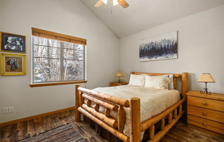1166 Natures Lane Photo