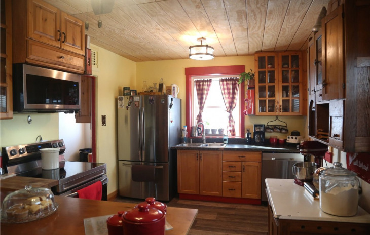 21601 State Highway 131 Photo