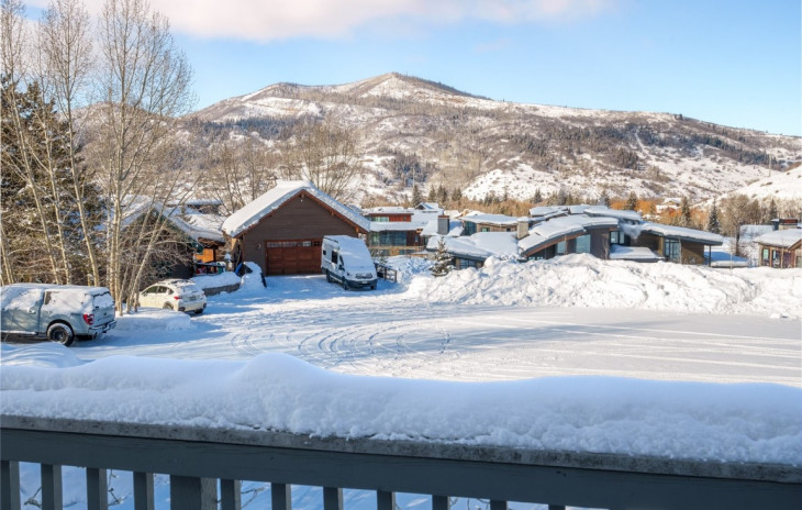 1448 Storm Peak Lane Photo