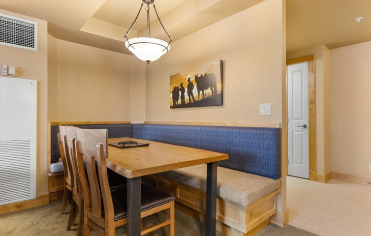 2300 Mount Werner Circle Photo