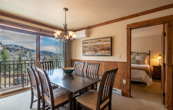 2420 Ski Trail Lane Photo