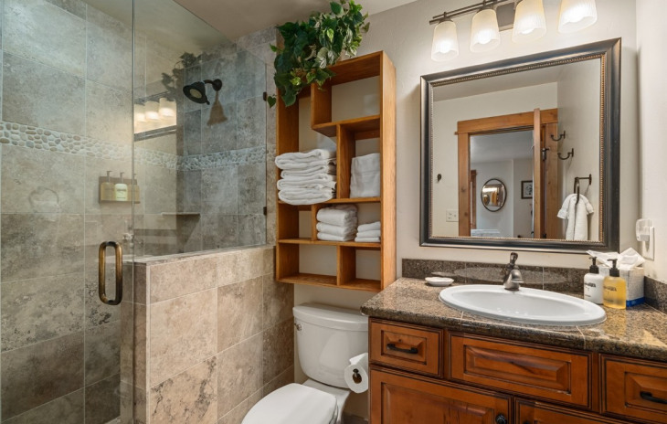 2420 Ski Trail Lane Photo