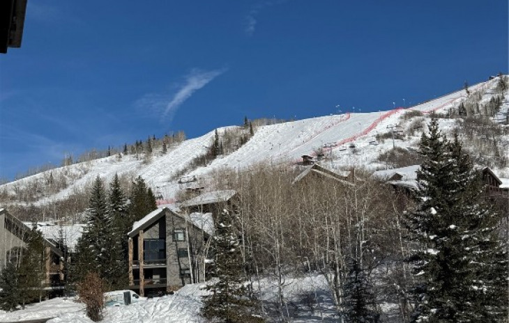 2420 Ski Trail Lane Photo