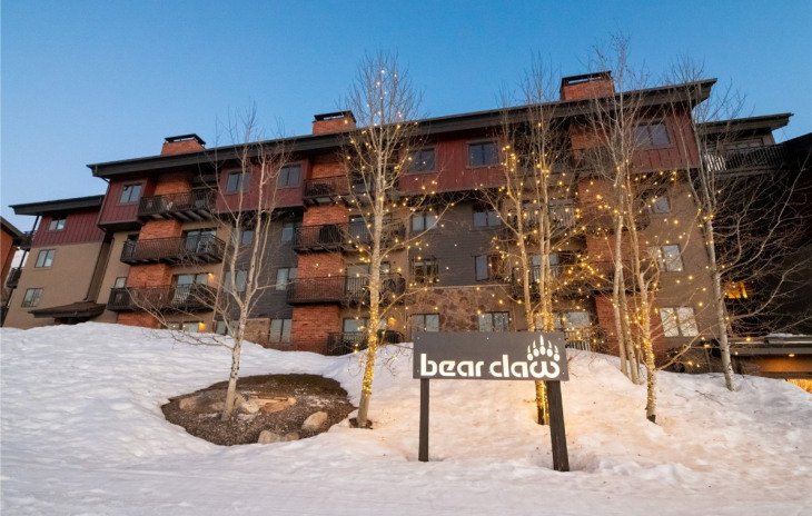 2420 Ski Trail Lane Photo