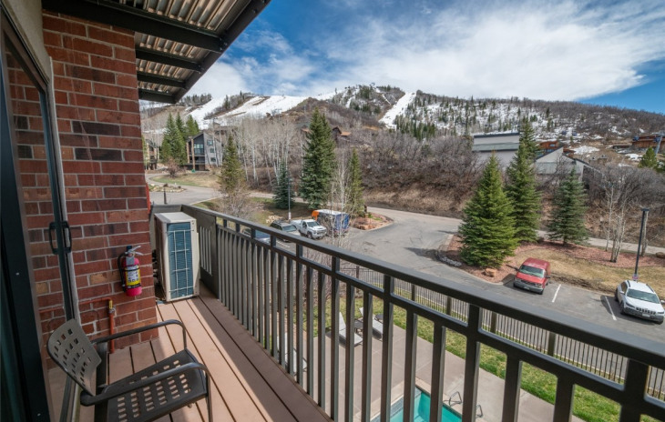 2420 Ski Trail Lane Photo