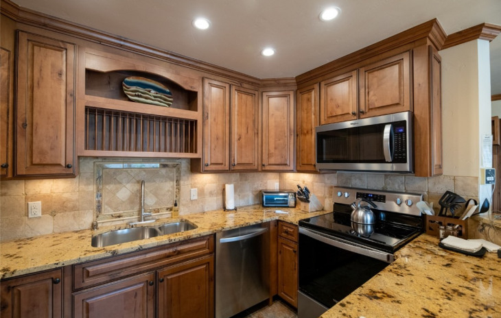 2420 Ski Trail Lane Photo