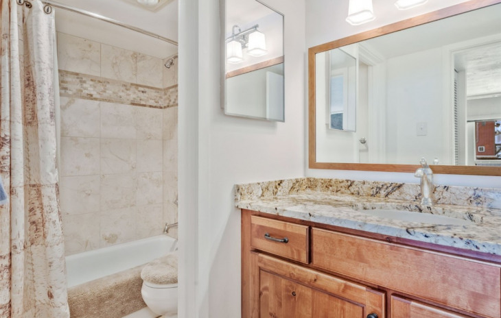 465 Tamarack Drive Photo