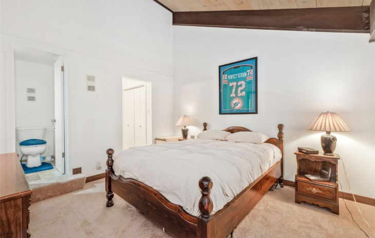 465 Tamarack Drive Photo