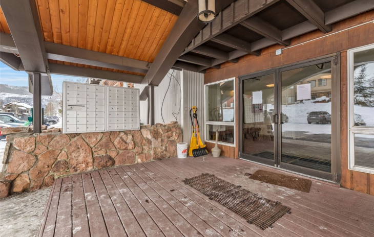 465 Tamarack Drive Photo