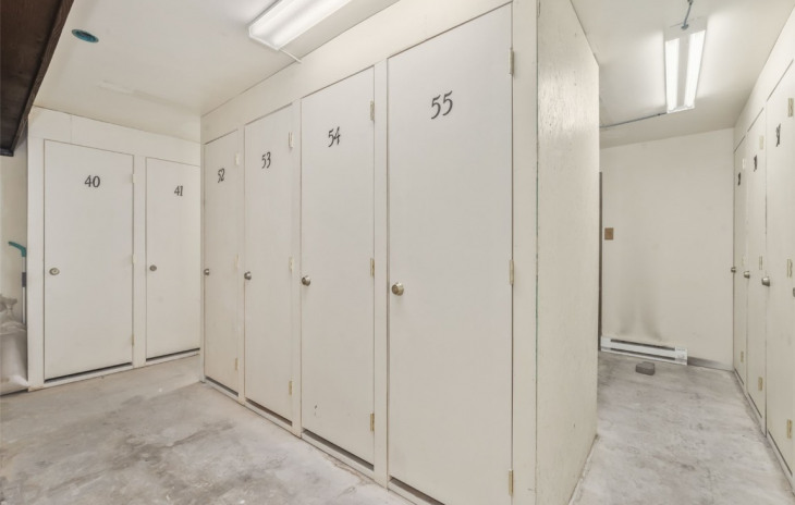 465 Tamarack Drive Photo