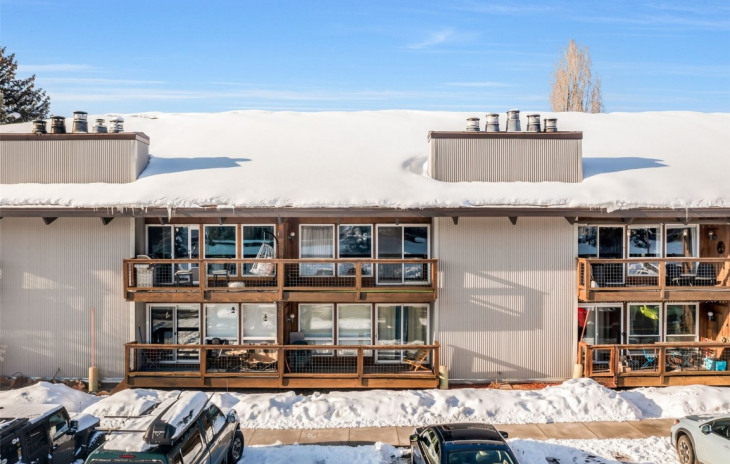 465 Tamarack Drive Photo