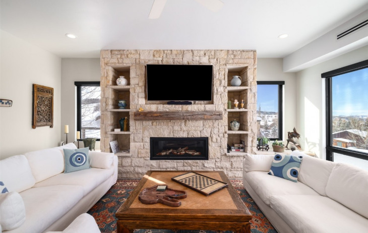 1228 Harwig Circle Photo