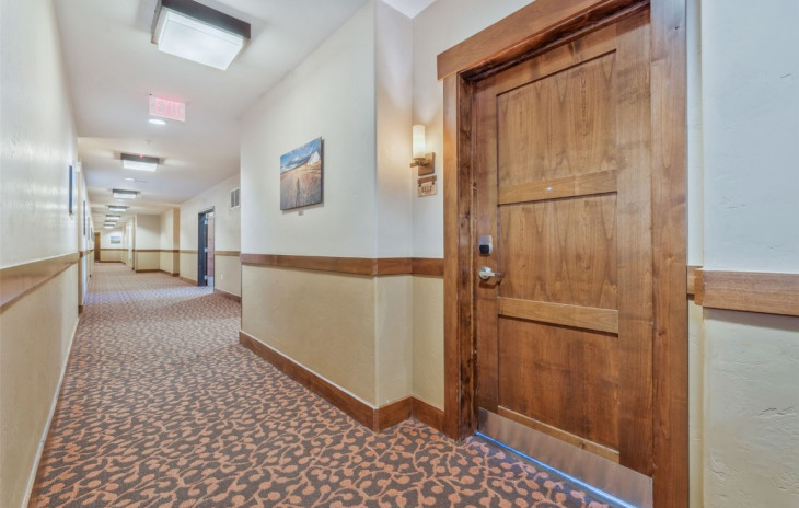 1175 Bangtail Way Photo