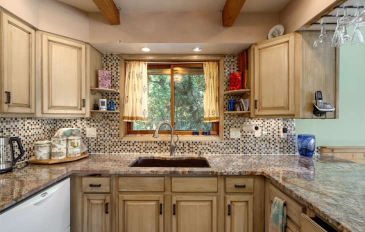 1805 Upper Huckleberry Lane Photo