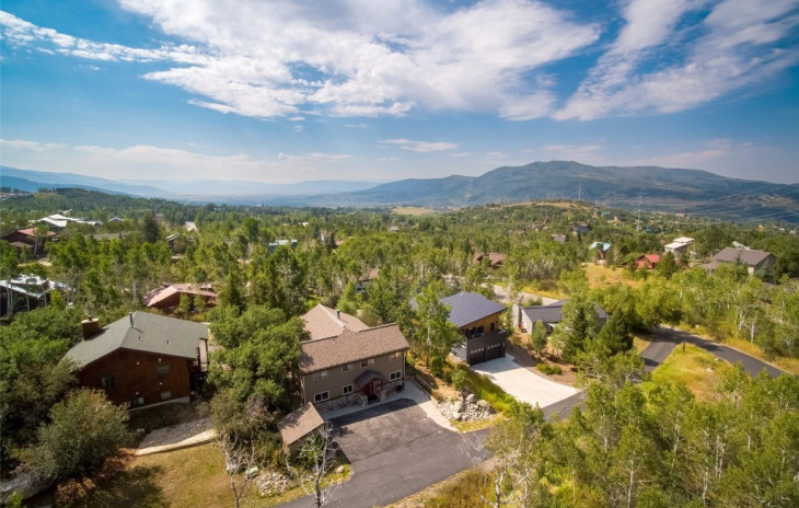1805 Upper Huckleberry Lane Photo