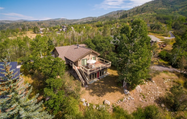 1805 Upper Huckleberry Lane Photo