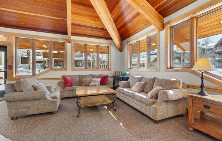 2800 Village Drive Photo