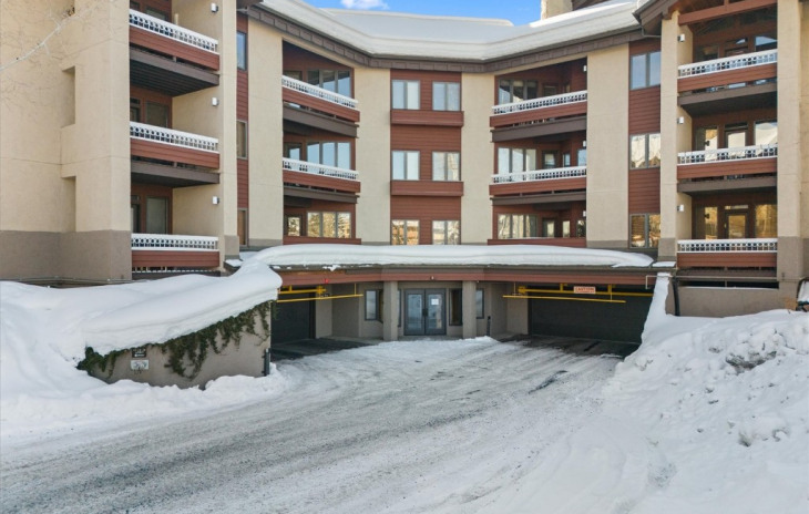 2800 Village Drive Photo