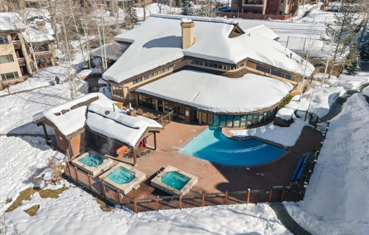 2800 Village Drive Photo