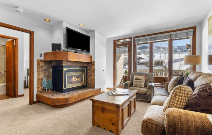 2800 Village Drive Photo