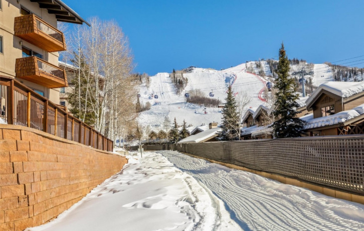 2215 Storm Meadows Drive Photo