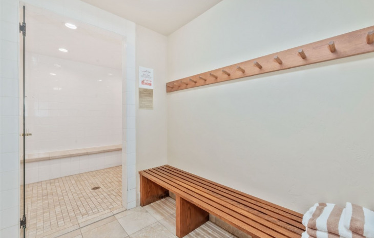 1385 Turning Leaf Court Photo