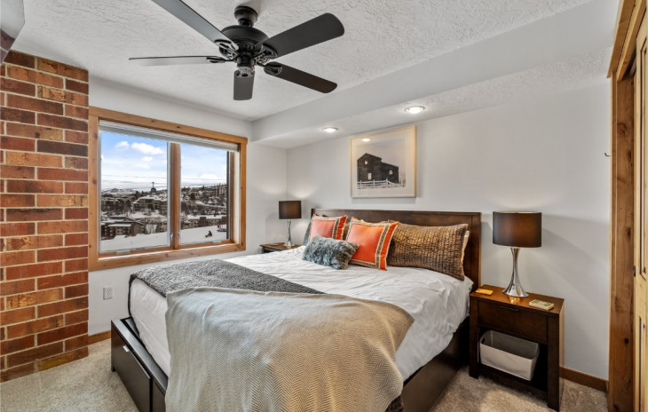 2420 Ski Trail Lane Photo