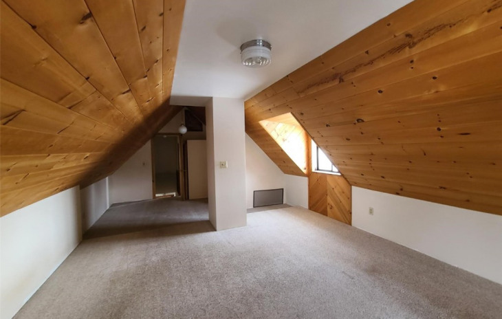 105 Logan Avenue Photo